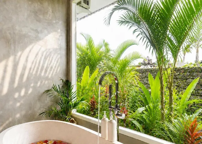 Bali Eco Retreat Villa *